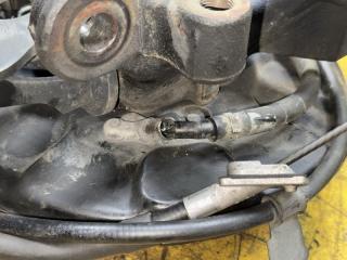 Ступица левая задняя TOYOTA HARRIER ZSU60 3ZR-FAE 42450-42040 4 ракурс