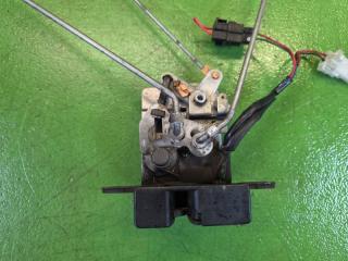 Замок 5-й двери задний MAZDA BONGO SK82M F8 90502HA00A S41B-62-310E 3 ракурс