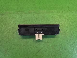 Пульт стеклоподъемника левый передний SUZUKI ESCUDO TA01W G16A 37995-60A00 3 ракурс