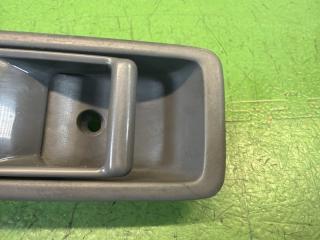 Ручка двери внутренняя передняя NISSAN VANETTE SKP2MN L8 80670-HA001 S47P58330A 3 ракурс
