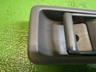 Ручка двери внутренняя передняя NISSAN VANETTE SKP2MN L8 80670-HA001 S47P58330A 2 ракурс