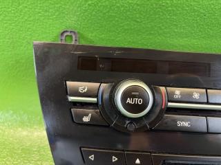 Блок климат-контроля BMW X5 F15 N57D30A 6831942-01 2 ракурс