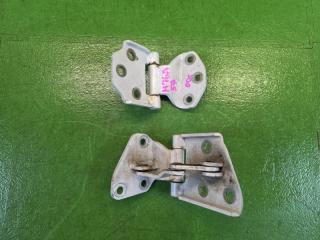 Петля 5-двери задняя MITSUBISHI PAJERO IO H76W 4G93 MR335694, MR335696 1 ракурс Петля 5-двери задняя MITSUBISHI PAJERO IO H76W 4G93 MR335694, MR335696 1 ракурс