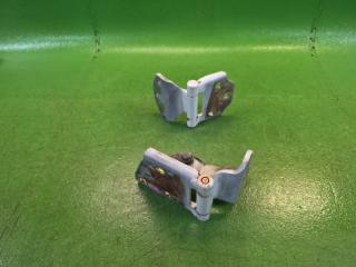 Петля 5-двери задняя MITSUBISHI PAJERO IO H76W 4G93 MR335694, MR335696 4 ракурс Петля 5-двери задняя MITSUBISHI PAJERO IO H76W 4G93 MR335694, MR335696 4 ракурс