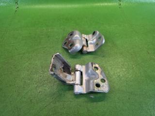 Петля 5-двери задняя SUZUKI JIMNY JB23W K6AT 69320-60G01, 69310-60G01 2 ракурс