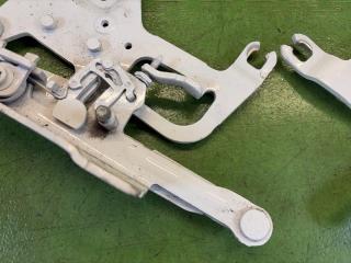 Петля капота BMW X5 F15 N57D30A 41007381781, 7294529, 7294530, 172053 10 3 ракурс