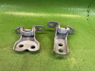 Петля дверная правая передняя TOYOTA COROLLA SPACIO NZE121 1NZ-FE 68710-12150, 68710-12151, 68730-52010 1 ракурс