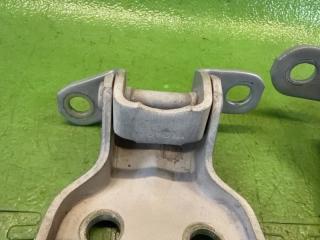 Петля дверная правая передняя TOYOTA COROLLA SPACIO NZE121 1NZ-FE 68710-12150, 68710-12151, 68730-52010 2 ракурс