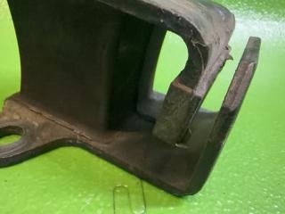 Подушка двс правая передняя TOYOTA LITE ACE S412M 3SZ-VE 12301-BZ060 3 ракурс Подушка двс правая передняя TOYOTA LITE ACE S412M 3SZ-VE 12301-BZ060 3 ракурс