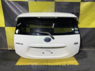 Дверь 5-я TOYOTA AQUA NHP10 1NZ-FXE 67005-52D10, 082 1 ракурс