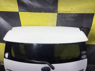 Дверь 5-я TOYOTA AQUA NHP10 1NZ-FXE 67005-52D10, 082 2 ракурс