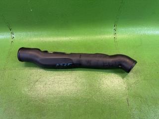 Патрубок интеркулера MITSUBISHI CANTER FBA20 4P10 ME418830 1 ракурс
