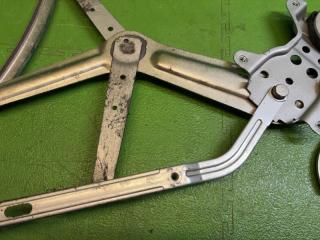 Стеклоподъемник правый передний TOYOTA DYNA KDY281 1KD-FTV 85710-37090, 69801-37010, 69810-37010, 85710-37080, 262100-4581 4 ракурс