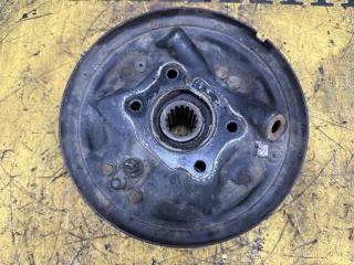 Барабан тормозной правый задний TOYOTA PASSO KGC15 1KR-FE 42403-B2010 2 ракурс