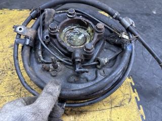 Ступица правая задняя TOYOTA VITZ NCP95 2NZ-FE 42410-52060, 42431-52090 3 ракурс Ступица правая задняя TOYOTA VITZ NCP95 2NZ-FE 42410-52060, 42431-52090 3 ракурс
