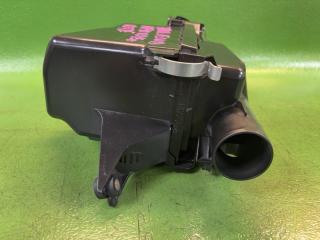 Корпус воздушного фильтра TOYOTA AQUA NHP10 1NZ-FXE 17700-21200, 17812-21040, 17701-21140, 114060-4250, 17751-21220 3 ракурс