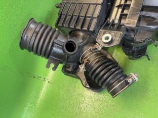 Корпус воздушного фильтра TOYOTA HARRIER MHU38 3MZ-FE 17700-20220, 100140-7590 5 ракурс