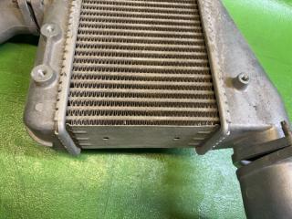 Интеркулер NISSAN CEDRIC ENY34 RB25-DET 14461-AG501, 14463-4P220, 14486-AG920 2 ракурс Интеркулер NISSAN CEDRIC ENY34 RB25-DET 14461-AG501, 14463-4P220, 14486-AG920 2 ракурс