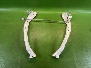 Планка телевизора TOYOTA AQUA NHP10 1NZ-FXE 53203-52260, 53202-52270 1 ракурс