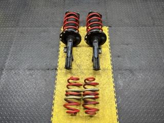 Стойка подвески передняя TOYOTA VOXY ZWR80 2ZR-FXE 1 ракурс