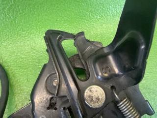 Замок капота TOYOTA YARIS MXPH10 M15A-FXE 53510-K0060, 53510-52640 4 ракурс