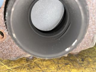 Катализатор TOYOTA VITZ NCP95 17140-21040 3 ракурс