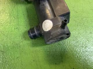 Насос омывателя TOYOTA PROBOX NCP51 1NZ-FE 85330-20460, 060210-4430 5 ракурс Насос омывателя TOYOTA PROBOX NCP51 1NZ-FE 85330-20460, 060210-4430 5 ракурс