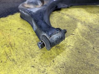 Рычаг левый передний SUZUKI ESCUDO TA01W G16A 45202-56B01 3 ракурс