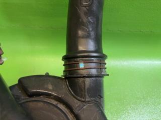 Корпус воздушного фильтра TOYOTA DYNA KDY281 1KD-FTV 17700-30241, 53097-25200, 22204-30020, 197400-5270 5 ракурс Корпус воздушного фильтра TOYOTA DYNA KDY281 1KD-FTV 17700-30241, 53097-25200, 22204-30020, 197400-5270 5 ракурс