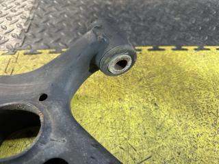 Рычаг левый передний TOYOTA HARRIER ZSU60 3ZR-FAE 48069-42060 3 ракурс