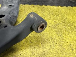 Рычаг правый передний TOYOTA HARRIER ZSU60 3ZR-FAE 48068-42060 3 ракурс Рычаг правый передний TOYOTA HARRIER ZSU60 3ZR-FAE 48068-42060 3 ракурс