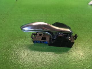 Ручка двери внутренняя правая передняя DAIHATSU THOR M900S 1KR-FE 69273-30140, 69205-30210 2 ракурс
