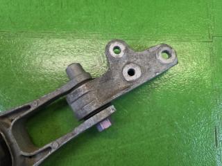 Подушка двс задняя TOYOTA YARIS MXPH10 M15A-FXE 12363-15030, 12364-15030 3 ракурс