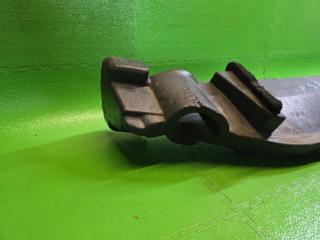 Пенопласт в бампер передний TOYOTA HARRIER ZSU60 3ZR-FAE 52614-48040 3 ракурс