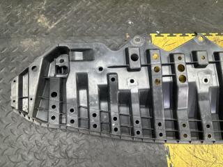 Защита бампера TOYOTA AQUA NHP10 1NZ-FXE 52618-52050 2 ракурс