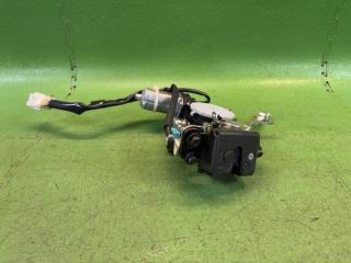 Замок 5-й двери задний TOYOTA ALPHARD ANH10 2AZ-FE 69350-28161, D62-61342-C, 163800-0062 1 ракурс Замок 5-й двери задний TOYOTA ALPHARD ANH10 2AZ-FE 69350-28161, D62-61342-C, 163800-0062 1 ракурс