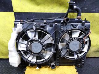 Радиатор HONDA VEZEL RU4 LEB 1901051EJ01 2 ракурс Радиатор HONDA VEZEL RU4 LEB 1901051EJ01 2 ракурс