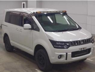 Крепление туманки переднее MITSUBISHI DELICA D:5 CV5W 4B12 5 ракурс