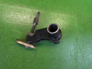 Крепление торсиона правое переднее TOYOTA DYNA KDY281 1KD-FTV 4810725010 3 ракурс