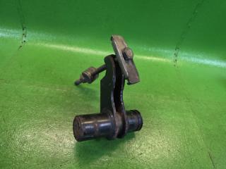 Крепление торсиона правое переднее TOYOTA DYNA KDY281 1KD-FTV 4810725010 5 ракурс