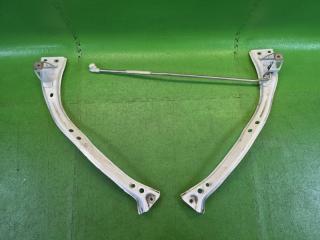 Планка телевизора передняя TOYOTA AQUA NHP10 1NZ-FXE 53202-52230, 53203-52220 2 ракурс