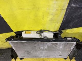 Радиатор TOYOTA ESQUIRE ZWR80 2ZR-FXE 16400-37280, G9010-28030 16400-37280 16711-37130 3 ракурс