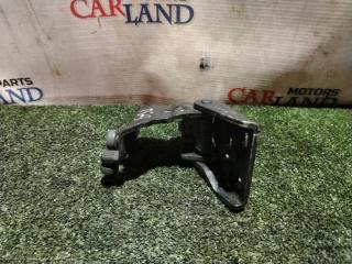 Фото запчасти ролик раздвижной двери левый Hyundai Grand Starex 2008 контрактная запчасть Запчасть ролик раздвижной двери левый Hyundai Grand Starex 2008