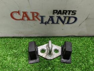 Запчасть петля крышки багажника Kia Sportage 2011