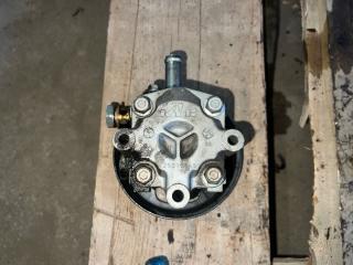 Насос гидроусилителя руля C-Crosser 2012 EP 4HN