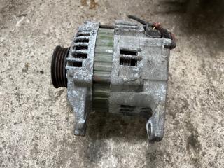Генератор Nissan Almera N15 GA16DE Генератор Nissan Almera N15 GA16DE