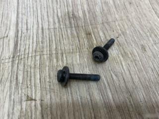 Винт датчика удара XC70 2006-2010