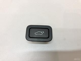 Кнопка багажника Volvo XC60