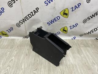 Подлокотник Volvo S60 2010-2013