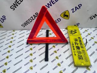 Знак аварийной остановки Volvo XC70 2015 контрактная Знак аварийной остановки Volvo XC70 2015